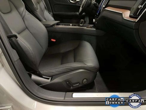 Used 2025 Volvo V60 B5 Cross Country Plus image 82