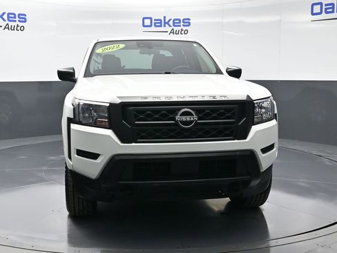 Used 2022 Nissan Frontier S w/ Technology Package image 3