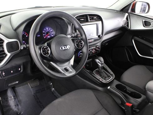 Used 2020 Kia Soul LX image 16