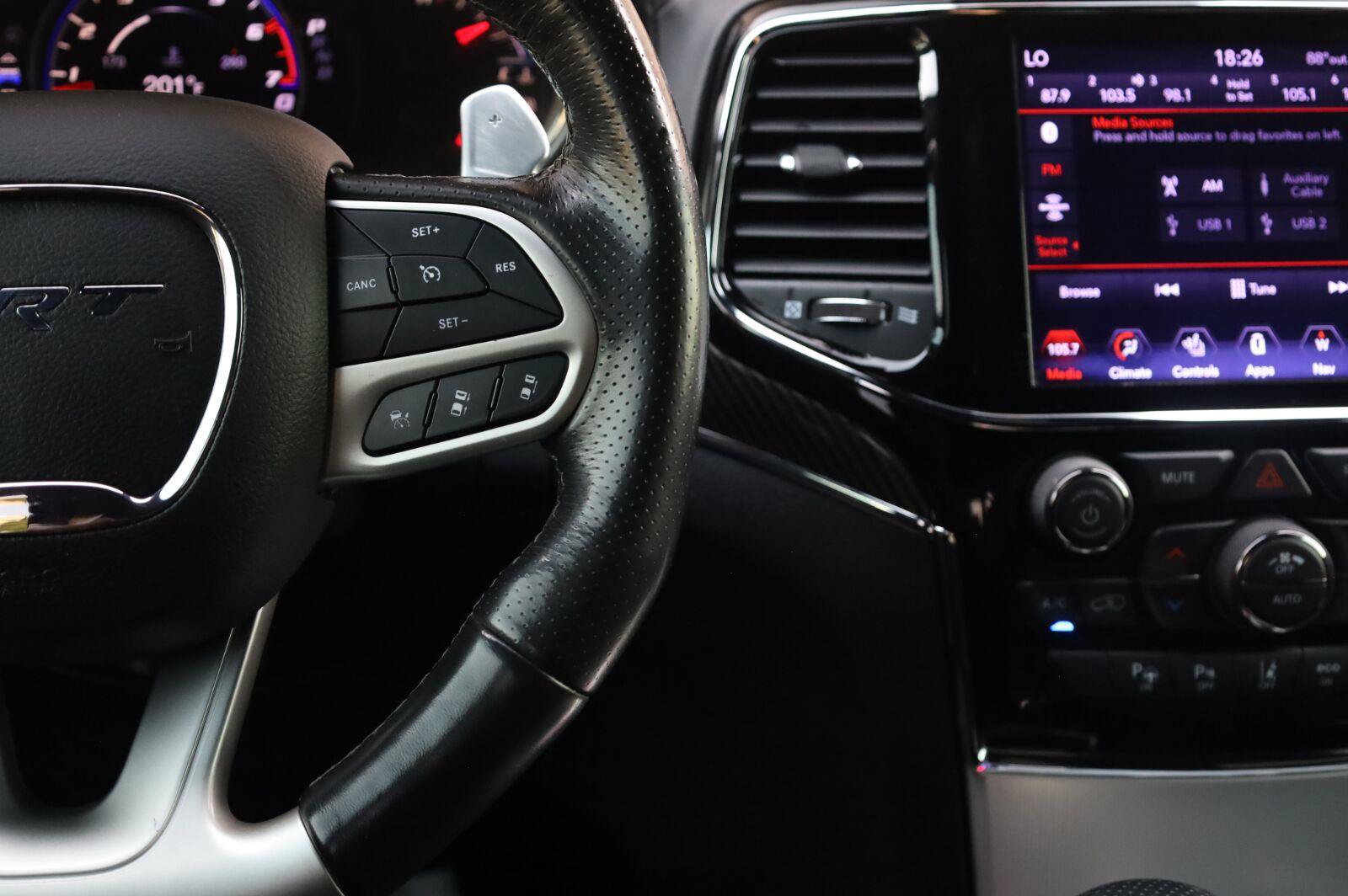 Used 2020 Jeep Grand Cherokee SRT AWD/4WD image 35