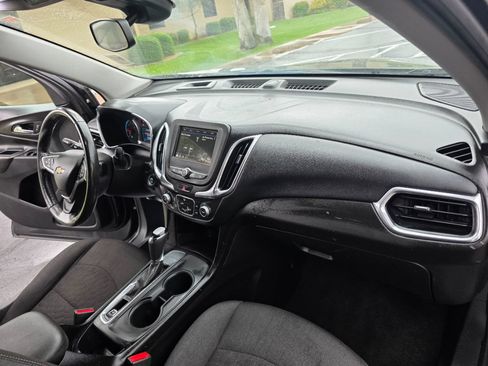 Used 2019 Chevrolet Equinox LT w/ LPO, Cargo Package FWD image 34