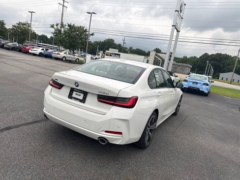 Used 2023 BMW 330i xDrive Sedan w/ Driving Assistance Package AWD/4WD image 22