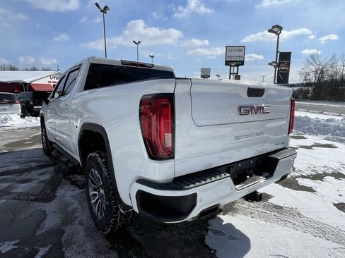 Certified 2020 GMC Sierra 1500 AT4 w/ Off-Road Performance Package image 5