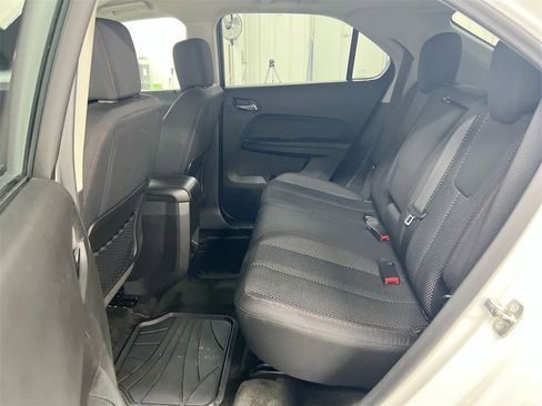 Used 2015 Chevrolet Equinox LT image 22