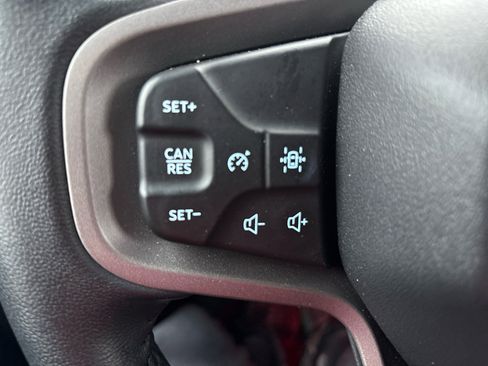 Used 2025 Ford Bronco Big Bend image 12