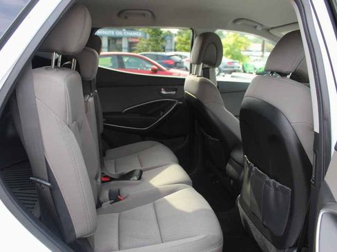 Used 2017 Hyundai Santa Fe Sport AWD/4WD image 30