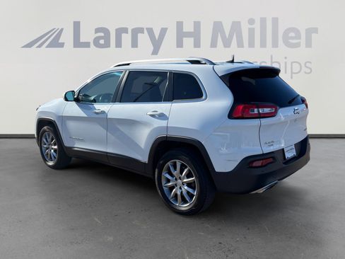 Used 2018 Jeep Cherokee Limited image 4