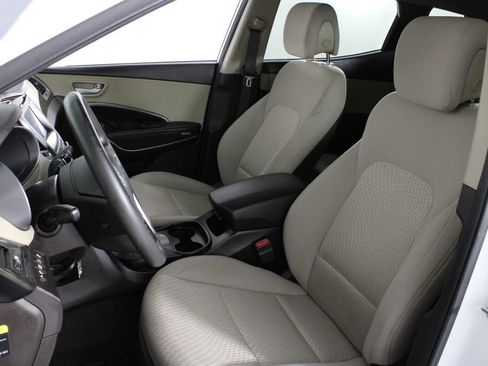 Used 2017 Hyundai Santa Fe Sport image 17