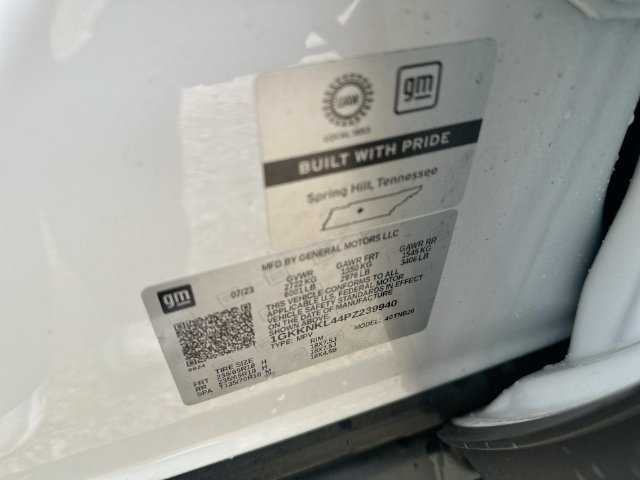 Used 2023 GMC Acadia SLE FWD image 38