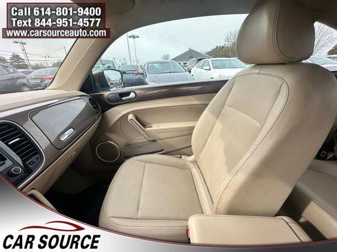 Used 2015 Volkswagen Beetle 1.8T Classic image 14