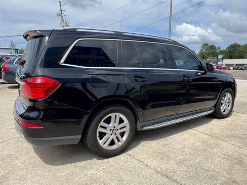 Used 2014 Mercedes-Benz GL 450 4MATIC image 5