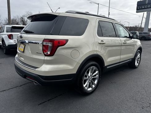 Certified 2018 Ford Explorer XLT w/ Equipment Group 202A image 5