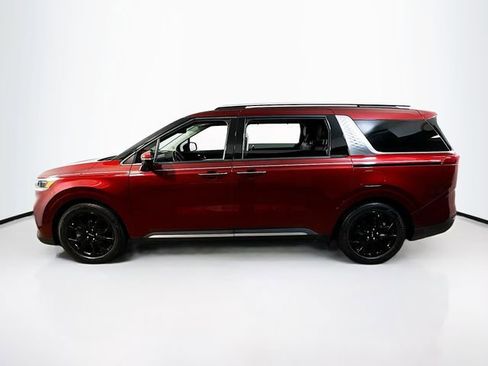 Used 2023 Kia Carnival SX FWD image 4