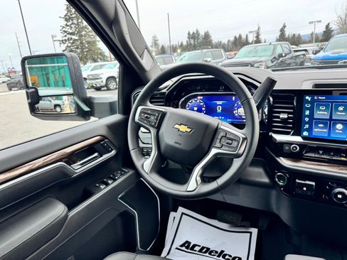Used 2026 Chevrolet Silverado 3500 LT w/ All Star Edition AWD/4WD image 21