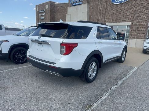 Used 2022 Ford Explorer XLT w/ Equipment Group 202A AWD/4WD image 15