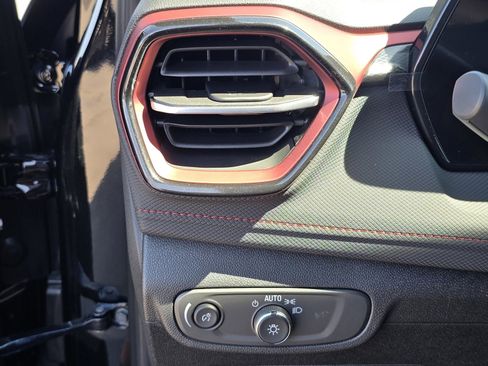 New 2026 Chevrolet TrailBlazer RS w/ Convenience Package image 32