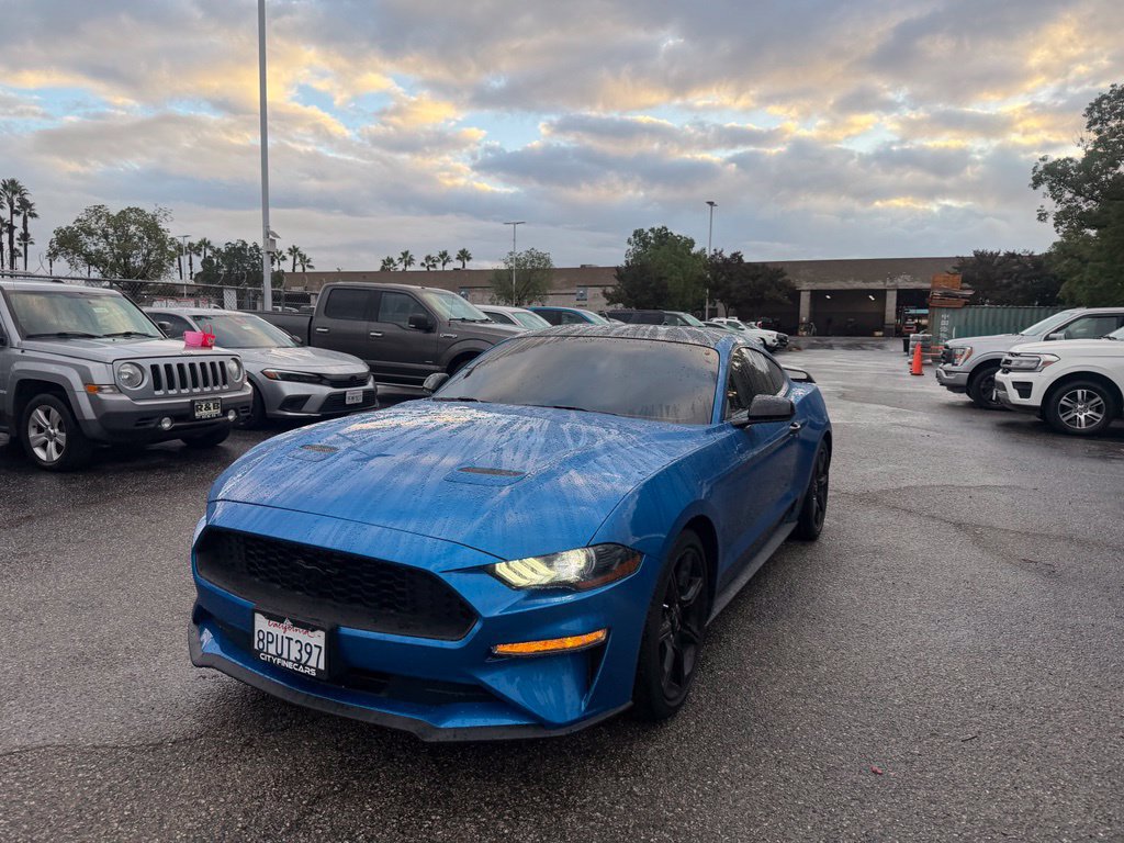 Used 2020 Ford Mustang Coupe w/ Black Accent Package RWD image 1
