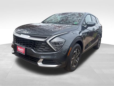 Certified 2024 Kia Sportage LX image 2