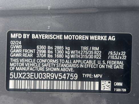 Used 2024 BMW X5 xDrive40i w/ M Sport Package AWD/4WD image 11