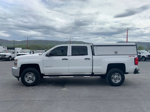 Used 2019 Chevrolet Silverado 2500 W/T image 3