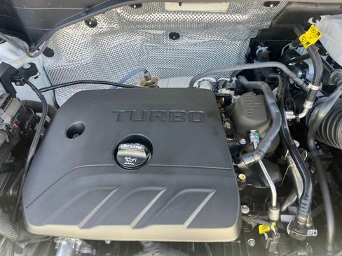 Used 2022 Buick Encore GX Select image 22