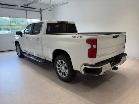 New 2026 Chevrolet Silverado 1500 LTZ w/ LTZ Premium Package AWD/4WD image 4