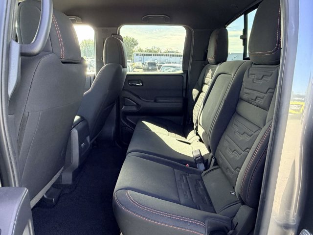 Used 2024 Nissan Frontier PRO-4X AWD/4WD image 13