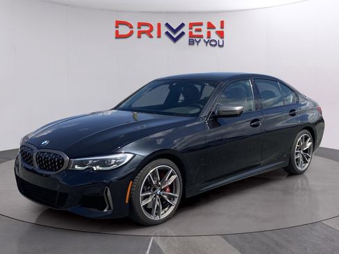 Used 2022 BMW M340i xDrive w/ Premium Package image 2