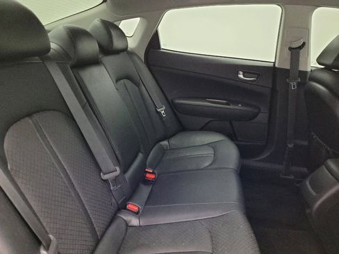 Used 2020 Kia Optima SE image 19