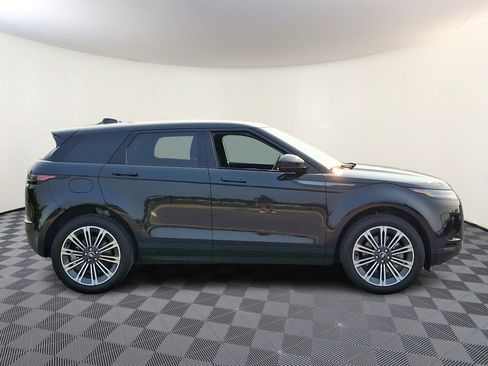 Used 2025 Land Rover Range Rover Evoque S image 6