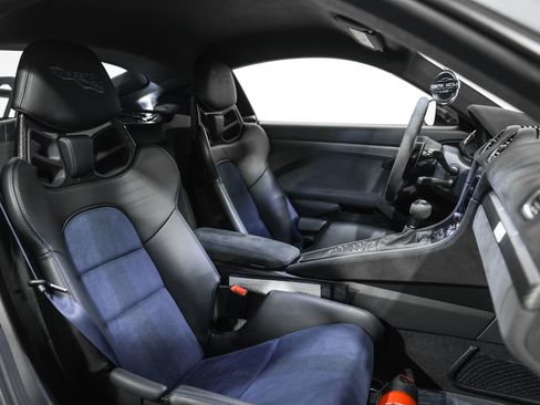 Used 2025 Porsche 718 Cayman GT4 RS RWD image 21