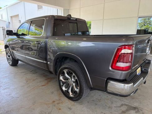 Used 2023 RAM 1500 Limited AWD/4WD image 2