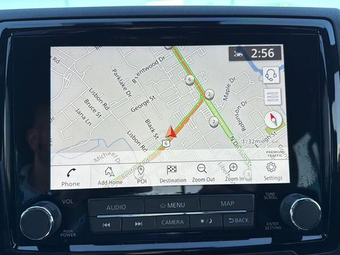 Used 2022 Nissan Frontier PRO-4X image 27