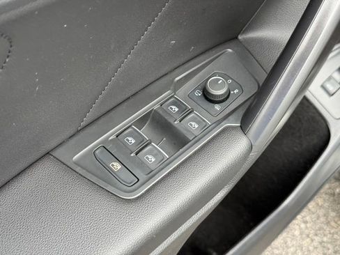 Used 2021 Volkswagen Tiguan SEL Premium R-Line AWD/4WD image 10