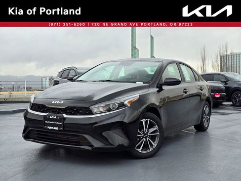 Certified 2024 Kia Forte LXS image 1