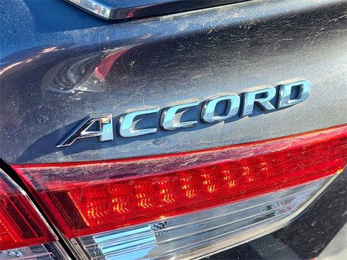 Used 2019 Honda Accord Sport image 7