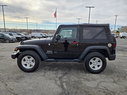 Used 2015 Jeep Wrangler Sport w/ Quick Order Package 23S image 7