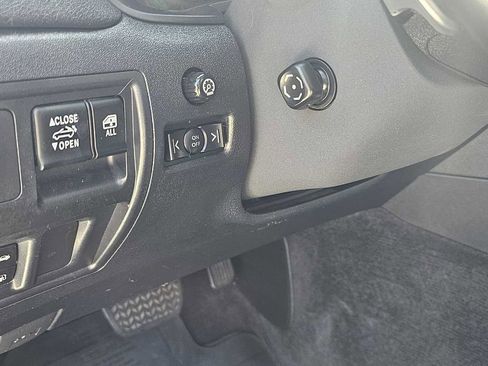 Used 2011 Lexus IS 250C RWD image 34