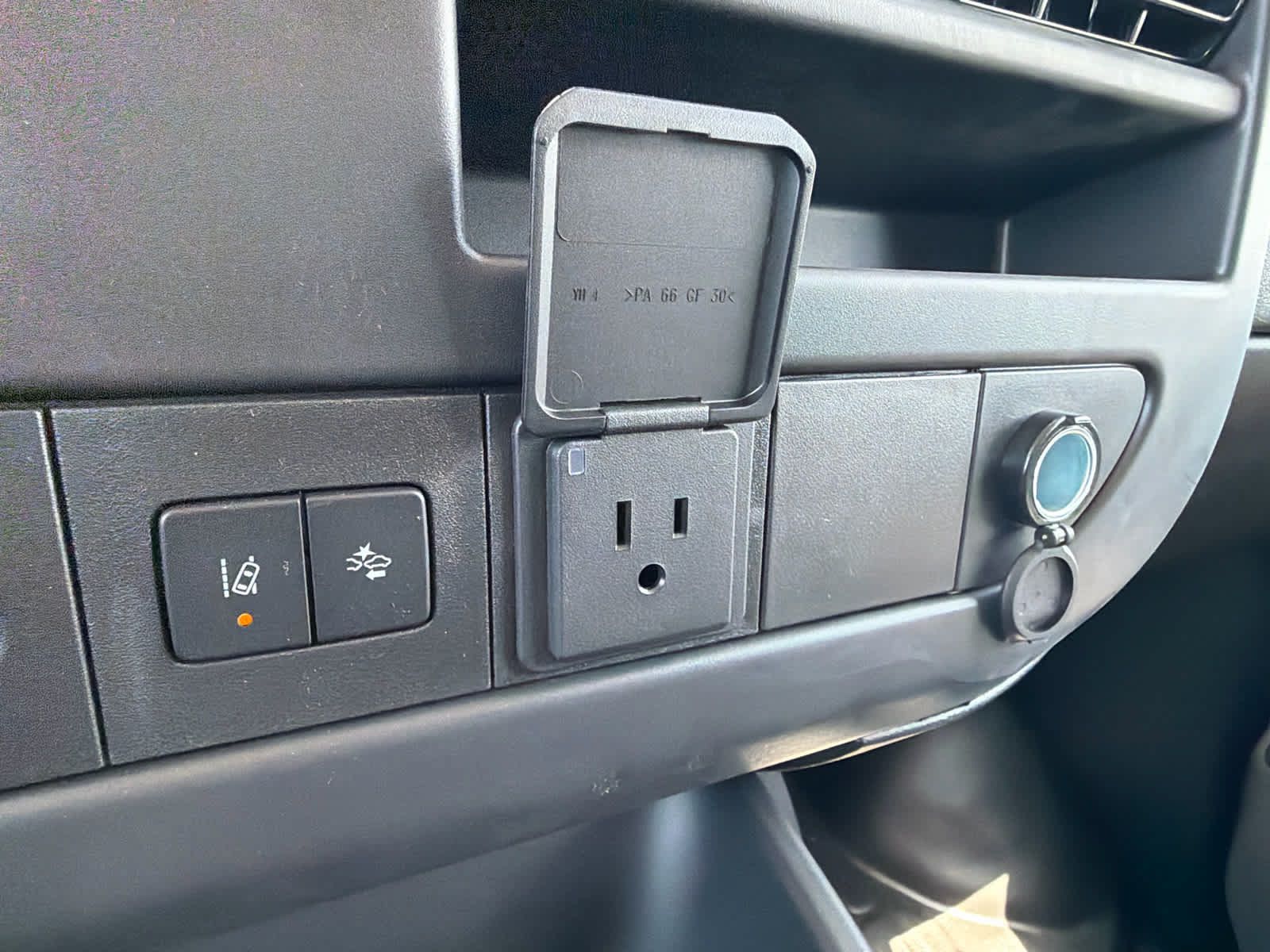 New 2025 Chevrolet Express 3500 w/ Driver Convenience Package RWD image 28