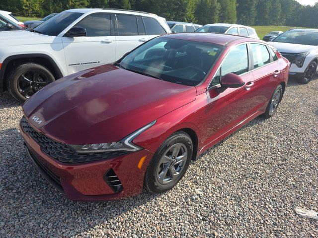 Used 2022 Kia K5 LXS FWD image 3