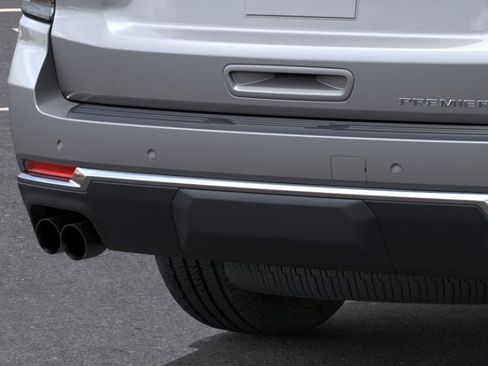 New 2026 Chevrolet Suburban Premier RWD image 40