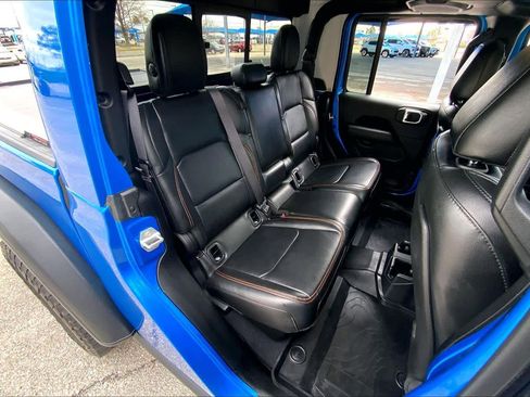 Used 2022 Jeep Gladiator Mojave image 19