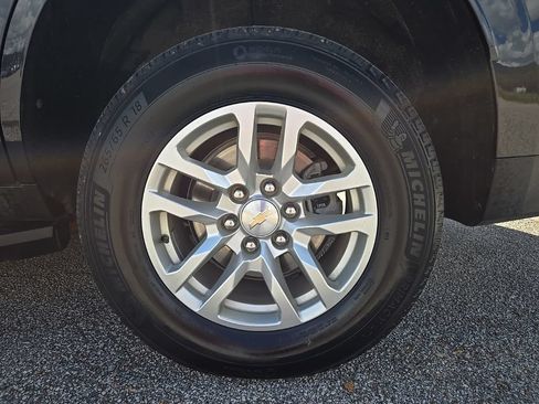Used 2024 Chevrolet Tahoe LT AWD/4WD image 28