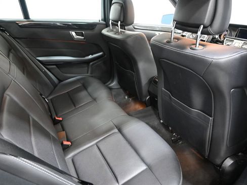Used 2016 Mercedes-Benz E 350 4MATIC Sedan image 18