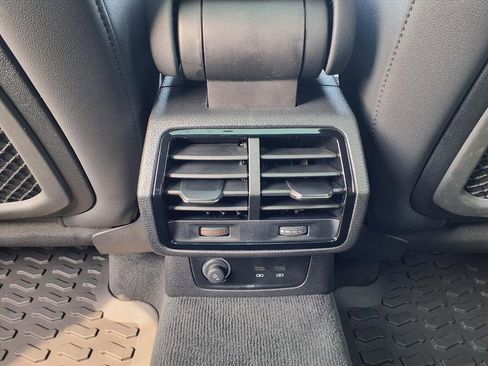 Used 2025 Audi Q3 2.0T Premium w/ Convenience Package image 26