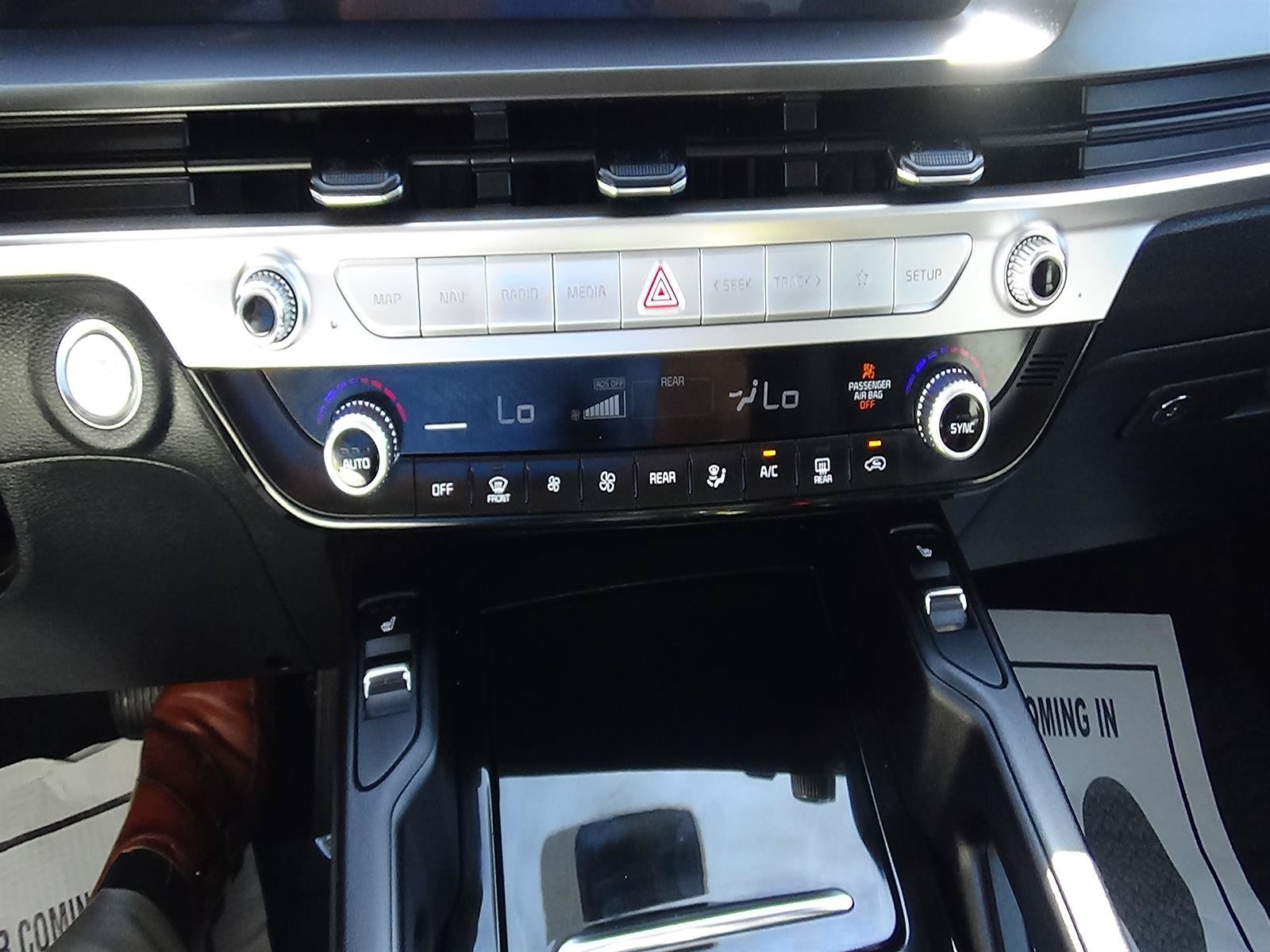 Used 2025 Kia Telluride S AWD/4WD image 30