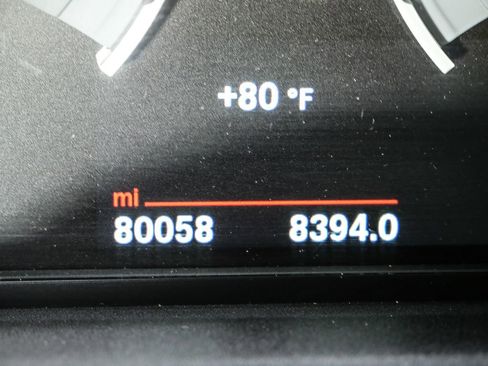 Used 2017 BMW M2 image 9