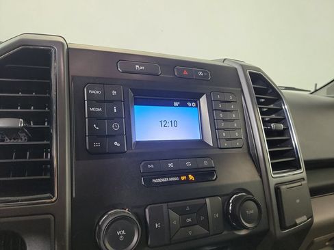 Used 2018 Ford F150 XLT RWD image 19