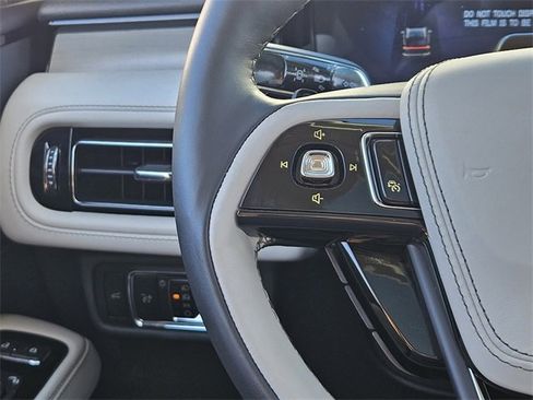 New 2026 Lincoln Aviator Reserve image 26