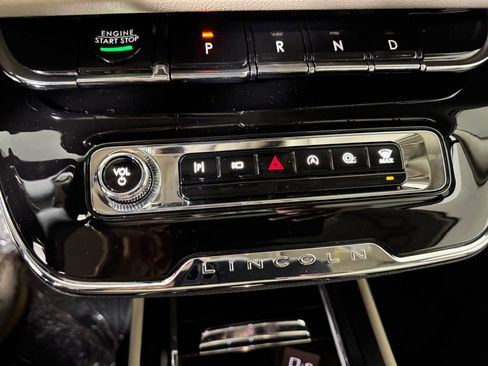 New 2026 Lincoln Corsair Premiere image 34